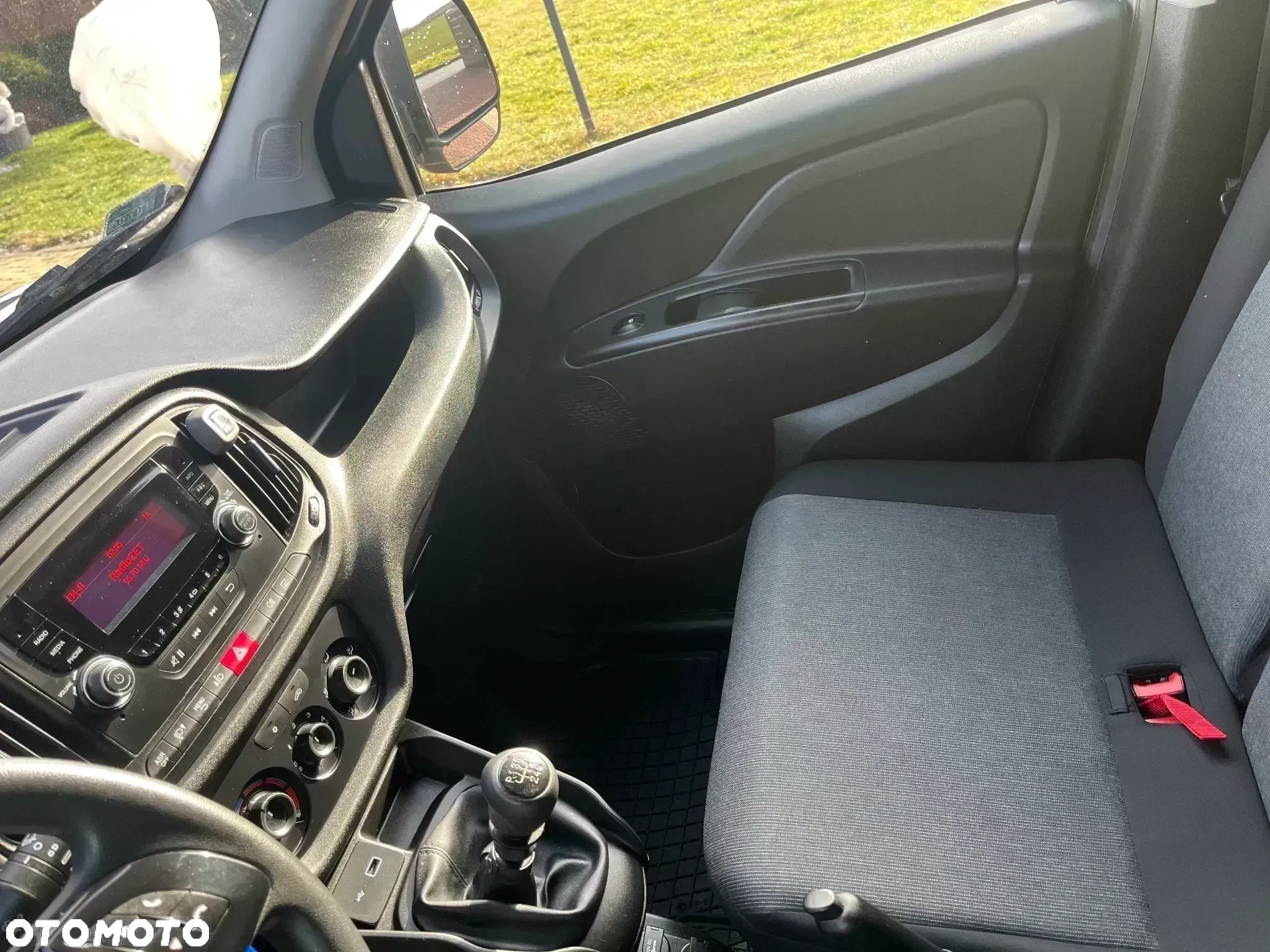 Fiat Doblo 1.4 T-Jet 16V Easy - 10