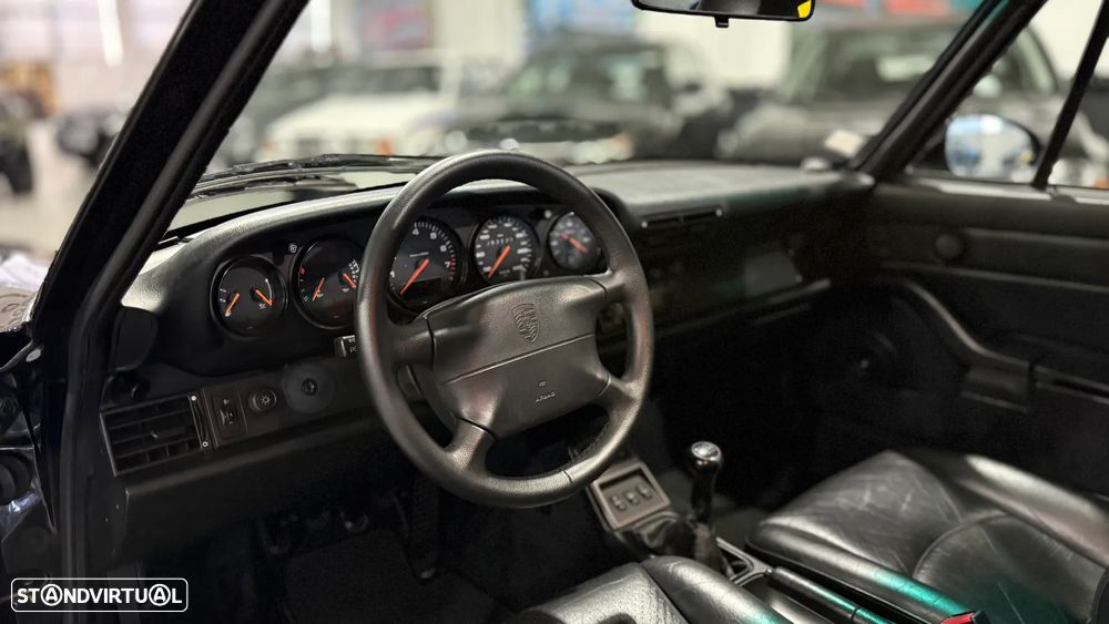 Porsche 911 (993) Cabriolet 3.6 Carrera 2 - 16