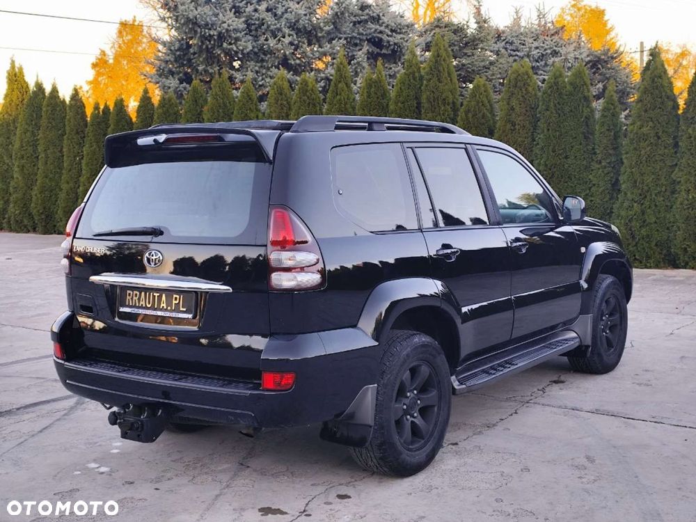 Toyota Land Cruiser - 40