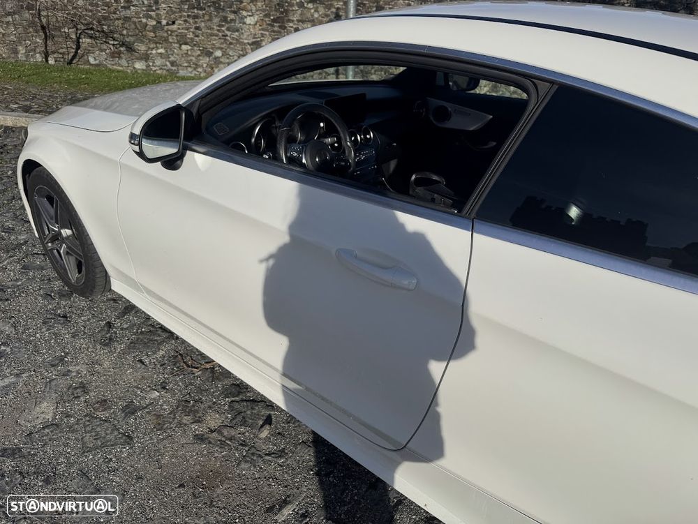 Mercedes-Benz C 220 d AMG Line - 40