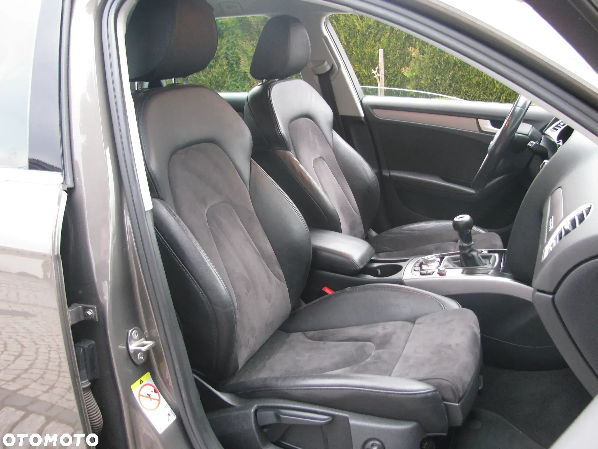 Audi A4 Avant 2.0 TDI DPF quattro Ambiente - 17