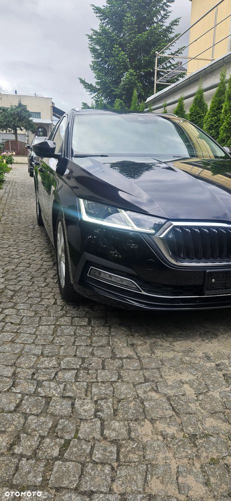 Skoda Octavia 2.0 TDI DSG Selection Plus - 3