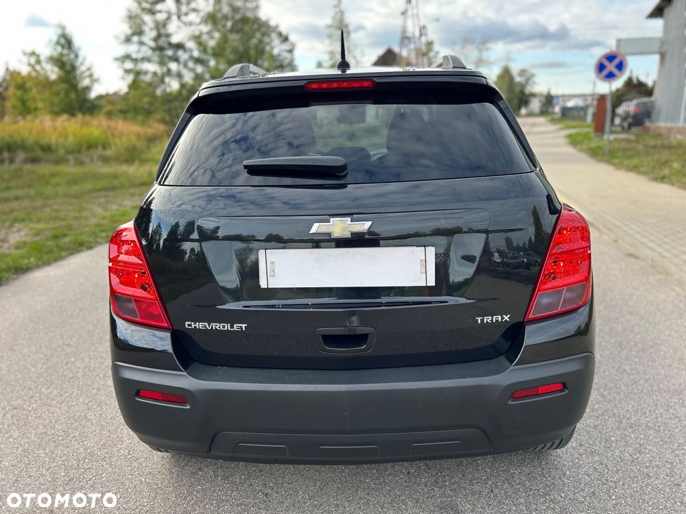 Chevrolet Trax 1.6 LS - 6