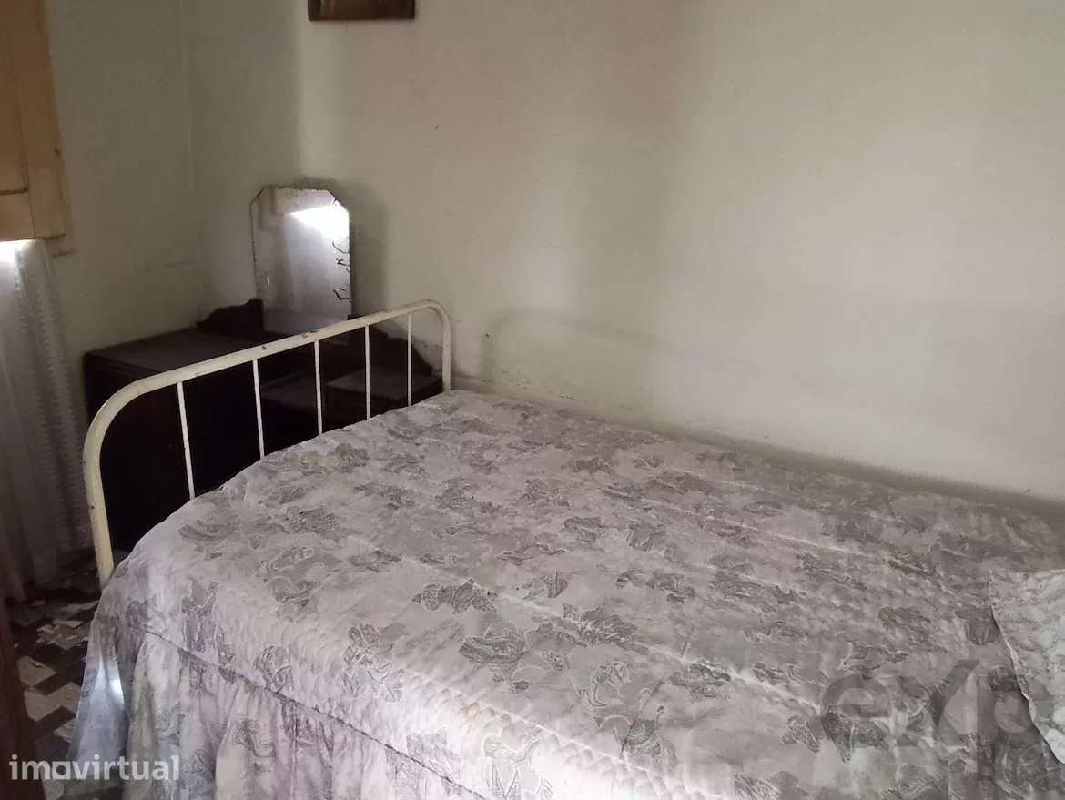 Casa Charmosa com 4 Quartos em Comenda, Portugal - Grande imagem: 3/22