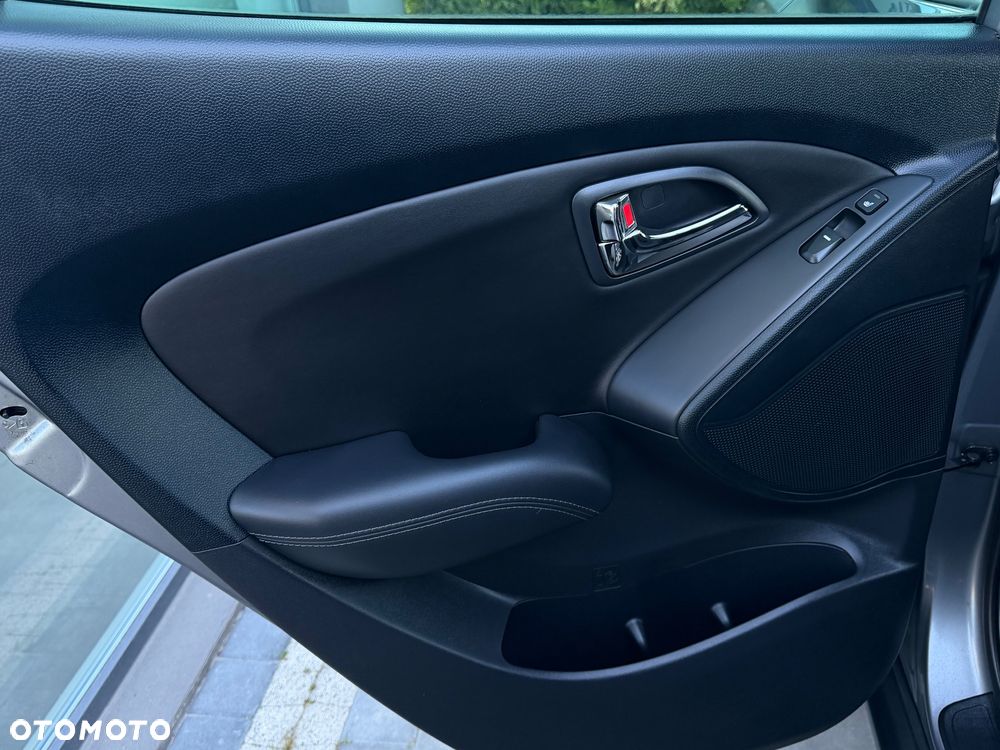 Hyundai ix35 2.0 4WD Premium - 32