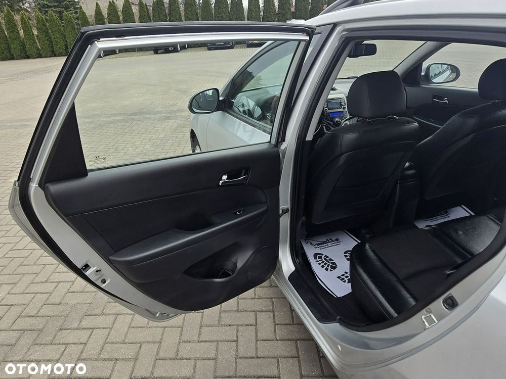 Hyundai i30 - 19