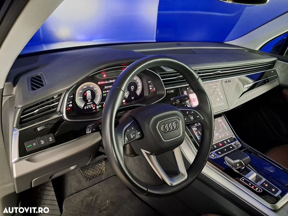 Audi Q7 - 10