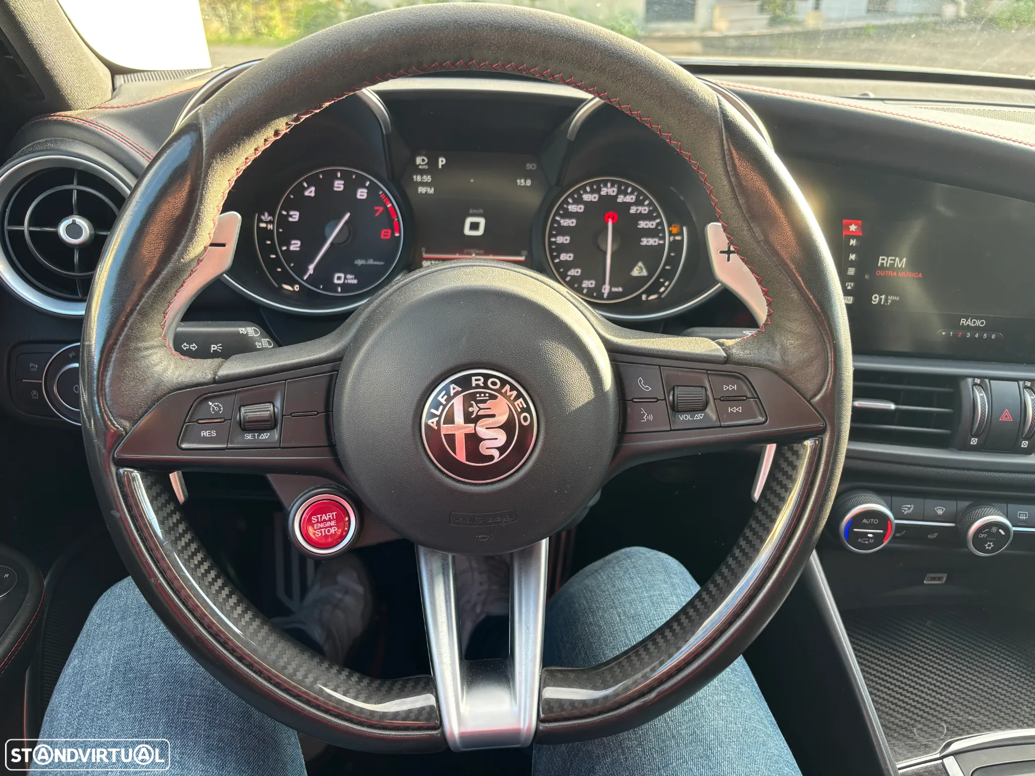 Alfa Romeo Giulia 2.9 V6 Bi-Turbo AT8 Quadrifoglio - 14