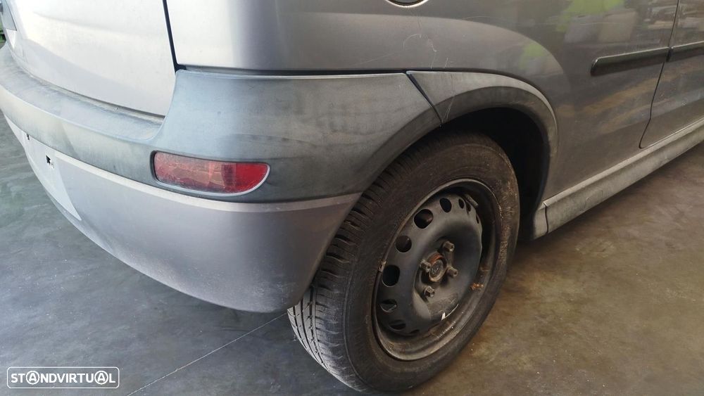 Pára-choques trás OPEL Corsa C - 2