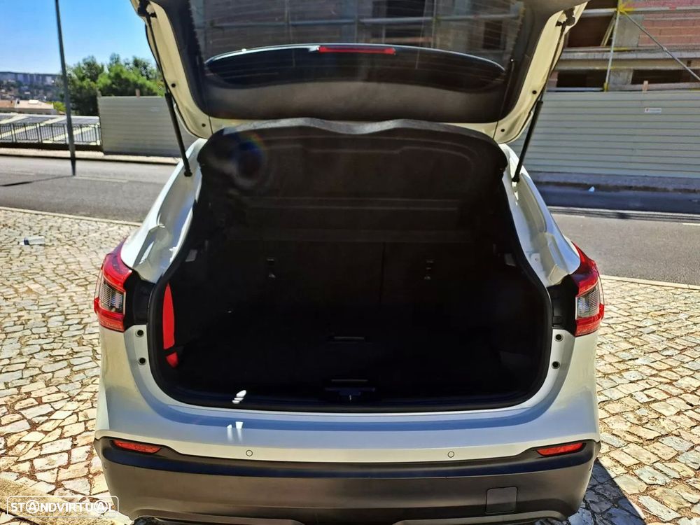 Nissan Qashqai 1.5 dCi Tekna - 17