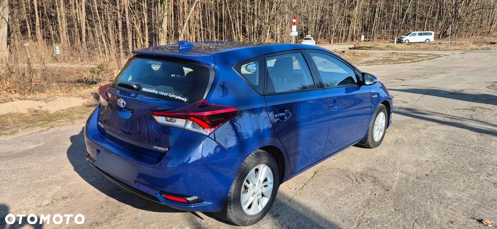 Toyota Auris Hybrid 135 Active - 4