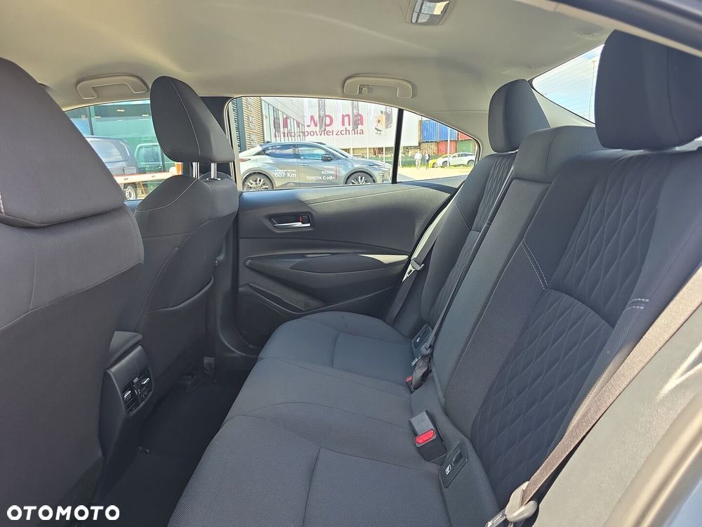 Toyota Corolla - 13