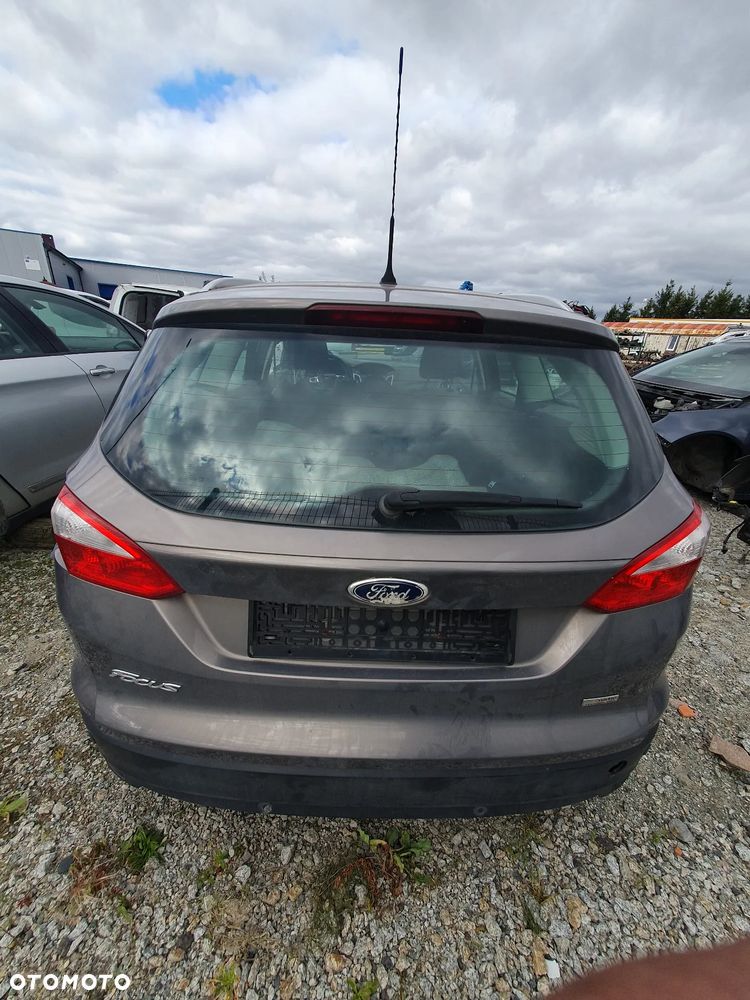 FORD FOCUS III KOMBI KLAPA BAGAŻNIKA