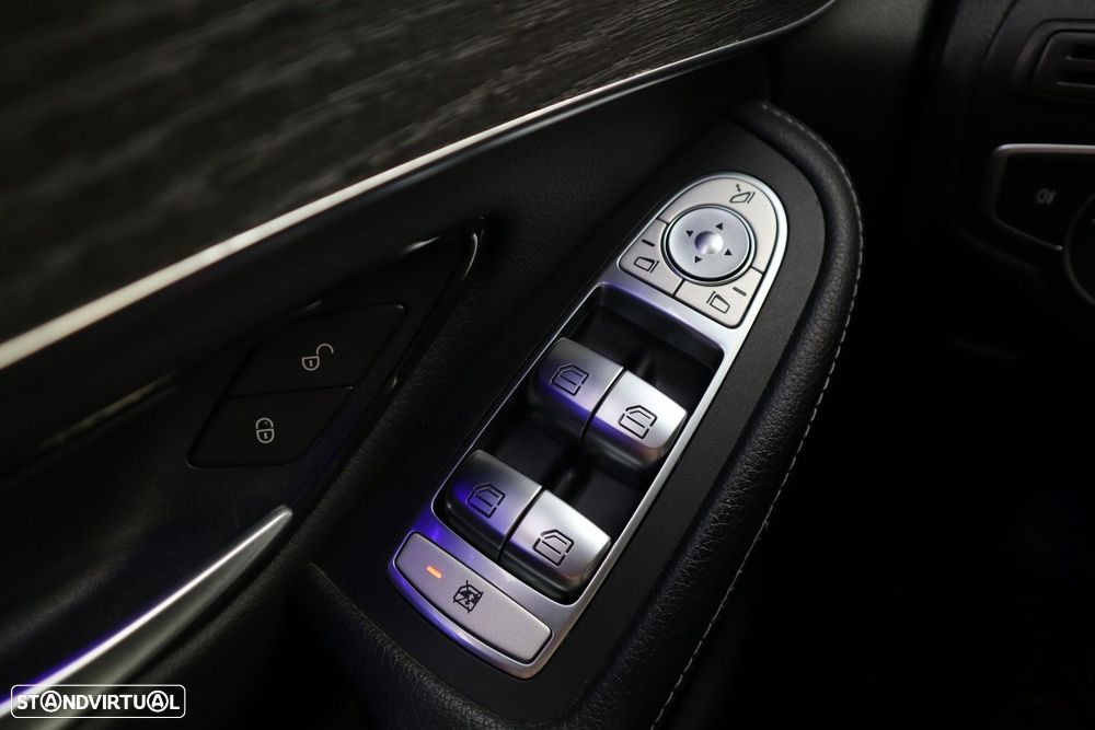 Mercedes-Benz GLC 300 de Coupe 4Matic 9G-TRONIC AMG Line - 30