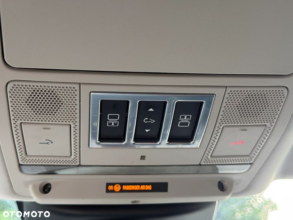 Land Rover Discovery 2.0 TD4 HSE Luxury - 34