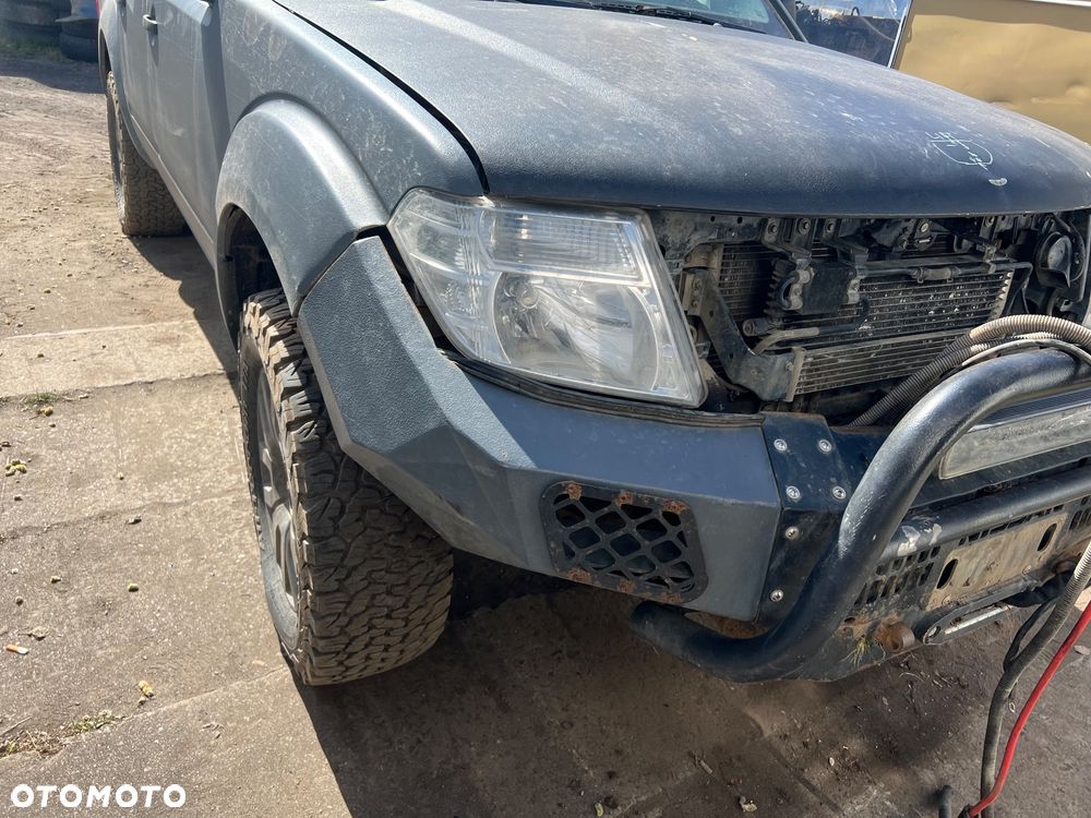 Maska Nissan Navara d40 lift - 2