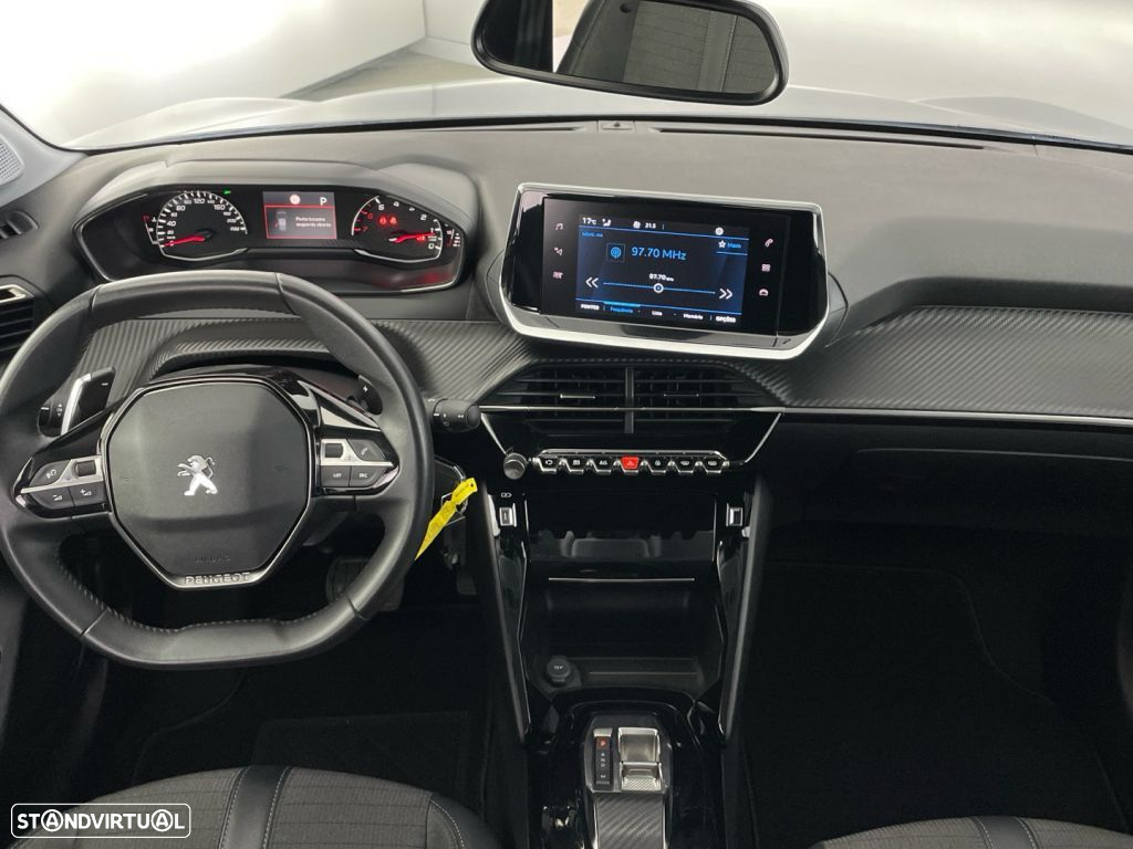 Peugeot 208 1.2 PureTech Allure EAT8 - 10
