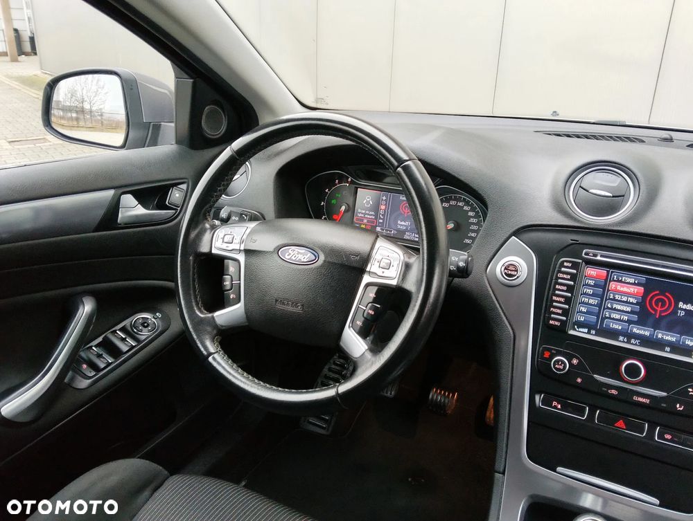 Ford Mondeo - 20