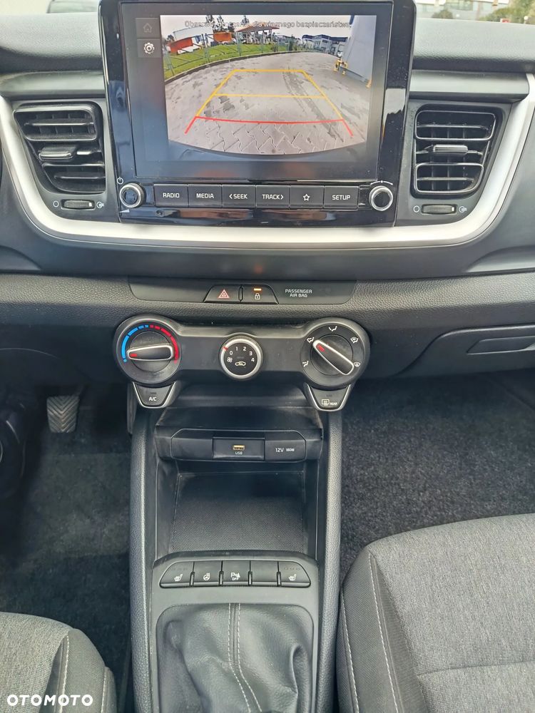 Kia Stonic 1.2 M - 11