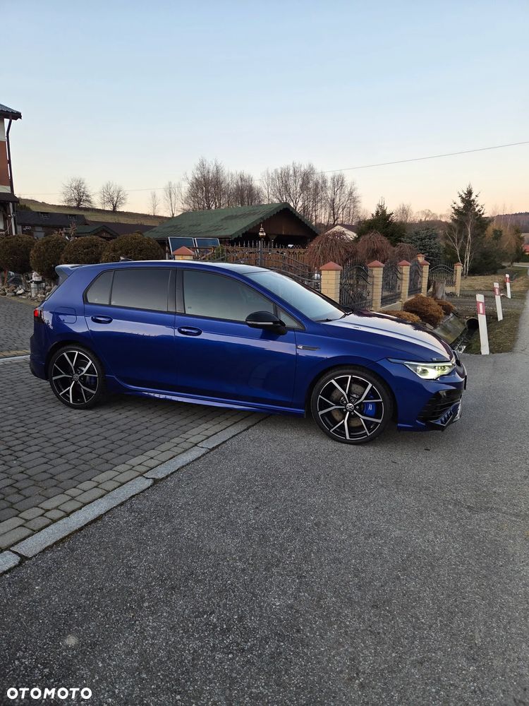 Volkswagen Golf - 23