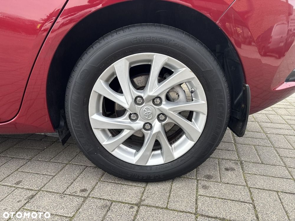 Toyota Auris - 26
