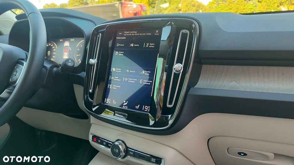 Volvo XC 40 T5 AWD Inscription - 37