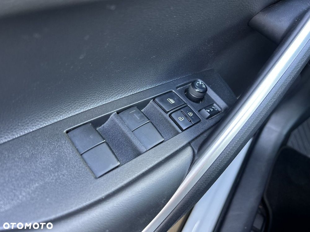 Toyota Corolla Cross 1.8 Hybrid Comfort - 15