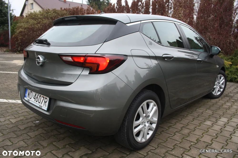 Opel Astra - 14