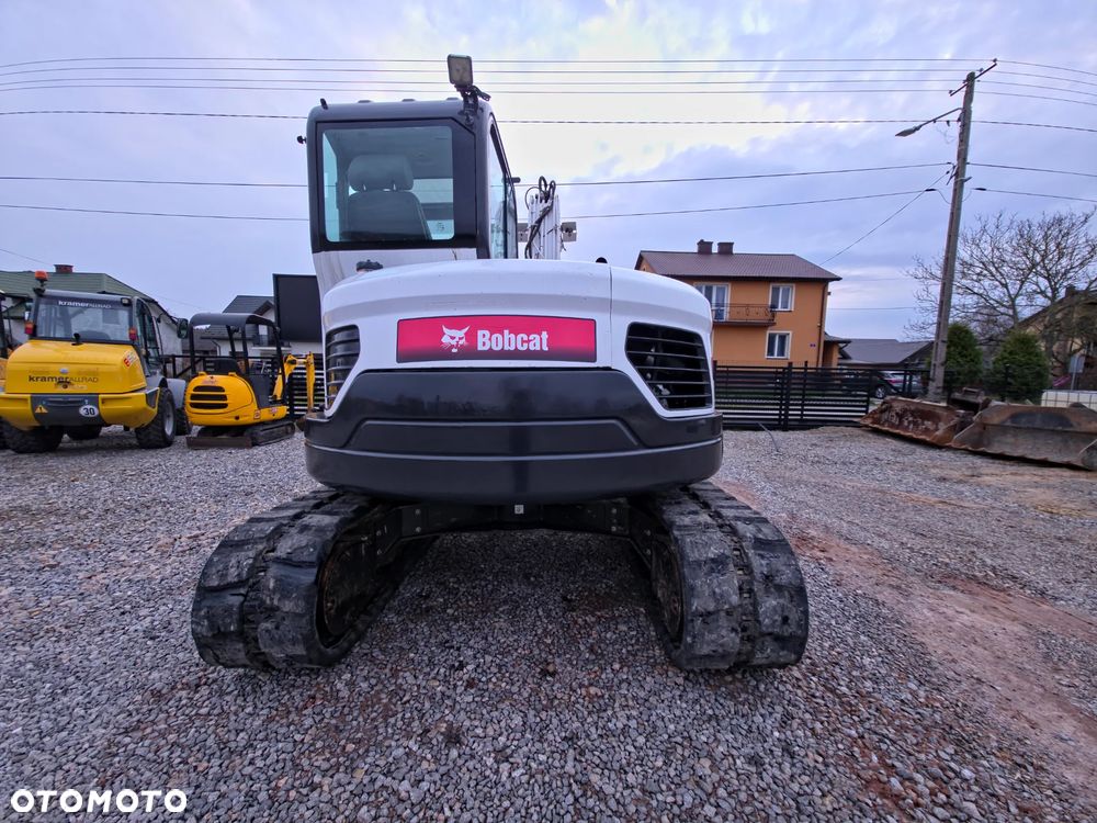 Bobcat E80 - 12