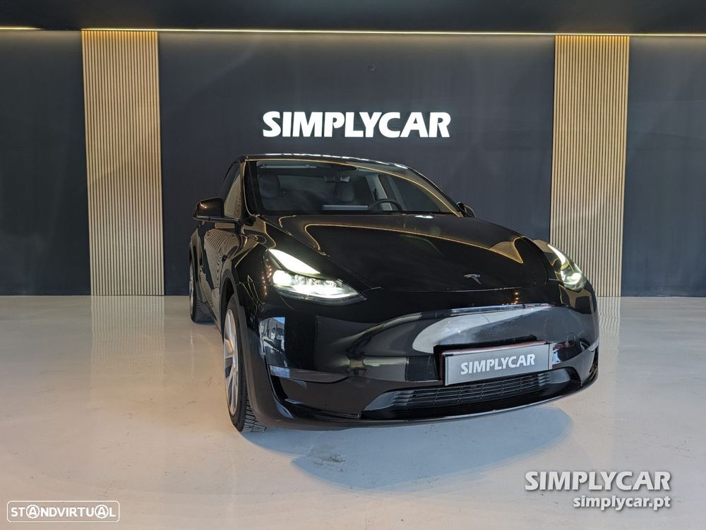 Tesla Model Y 2022 photo 2