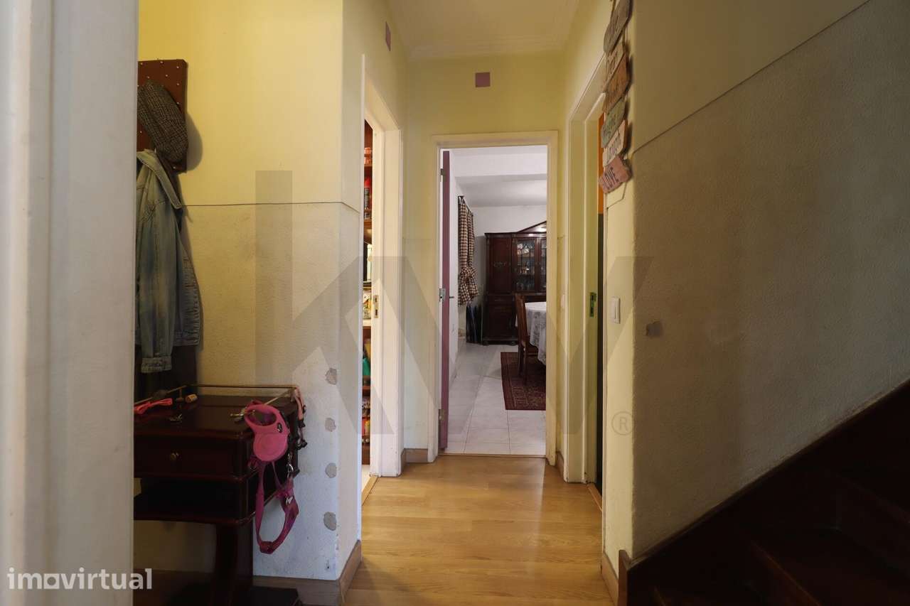 Moradia Geminada-Excelente oportunidade no Estoril - Grande imagem: 4/24
