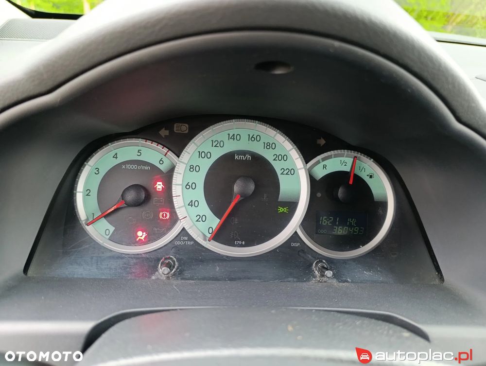 Toyota Corolla Verso 2.0 D-4D Prestige - 23