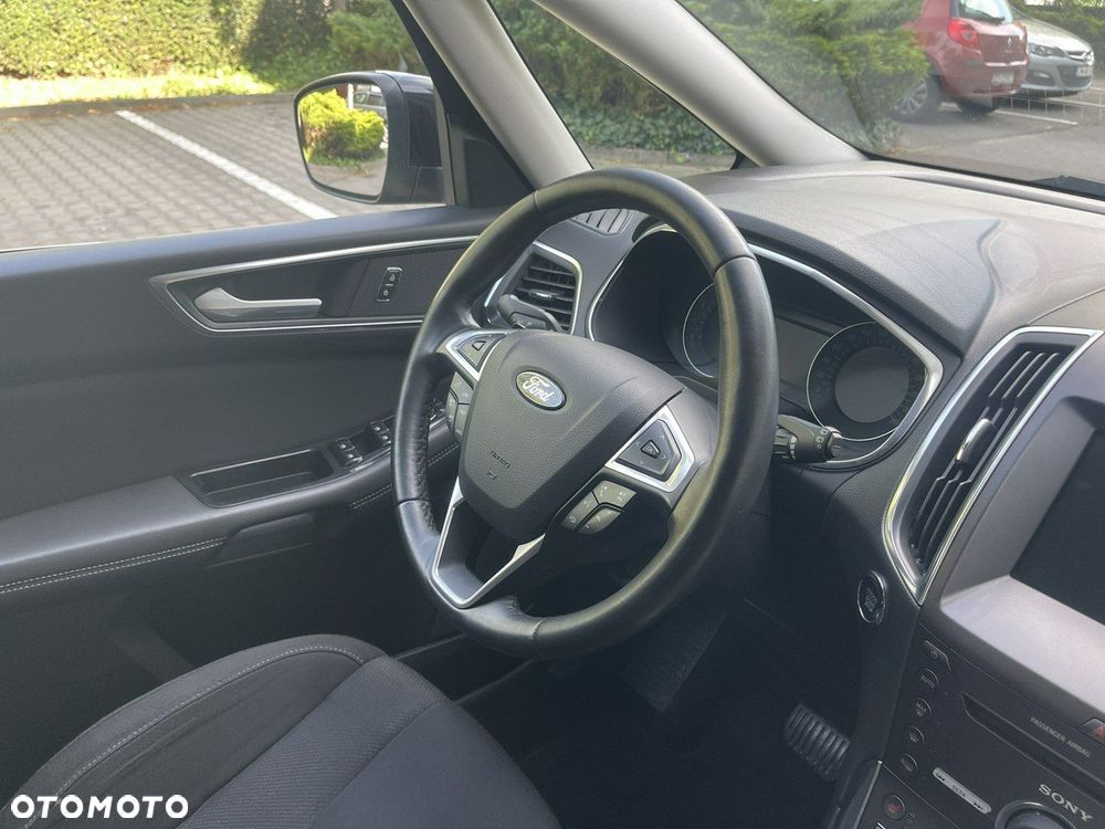 Ford S-Max - 29