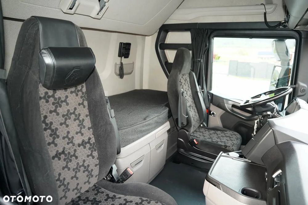 Scania S 500 / RETARDER / KLIMA POSTOJOWA / 2023 / PO KONTRAKCIE SERWISOWYM / - 33