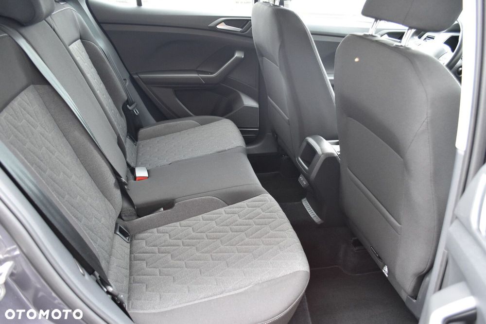 Volkswagen T-Cross - 29
