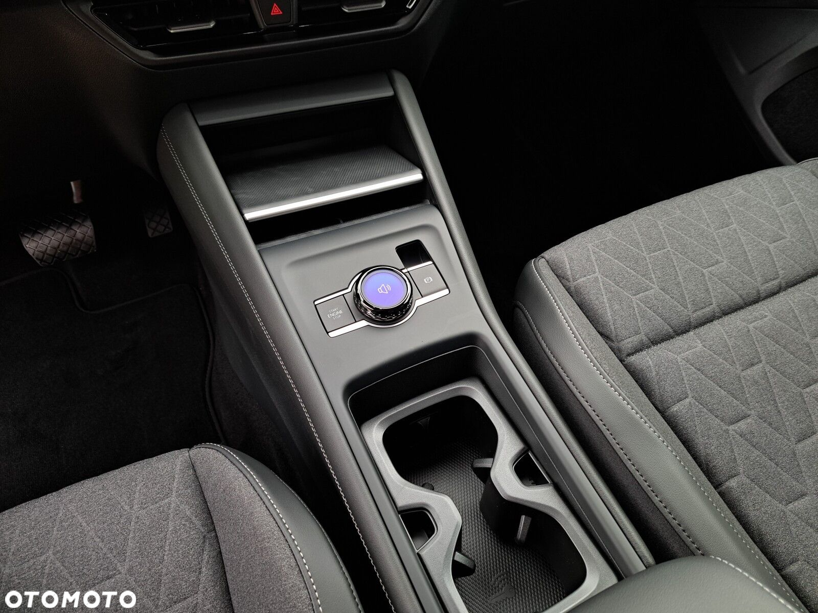 Volkswagen Tayron 2.0 TSI Life Plus DSG - 26
