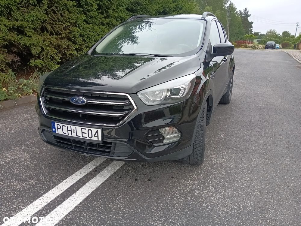 Ford Kuga 1.5 EcoBoost 4WD Titanium - 1