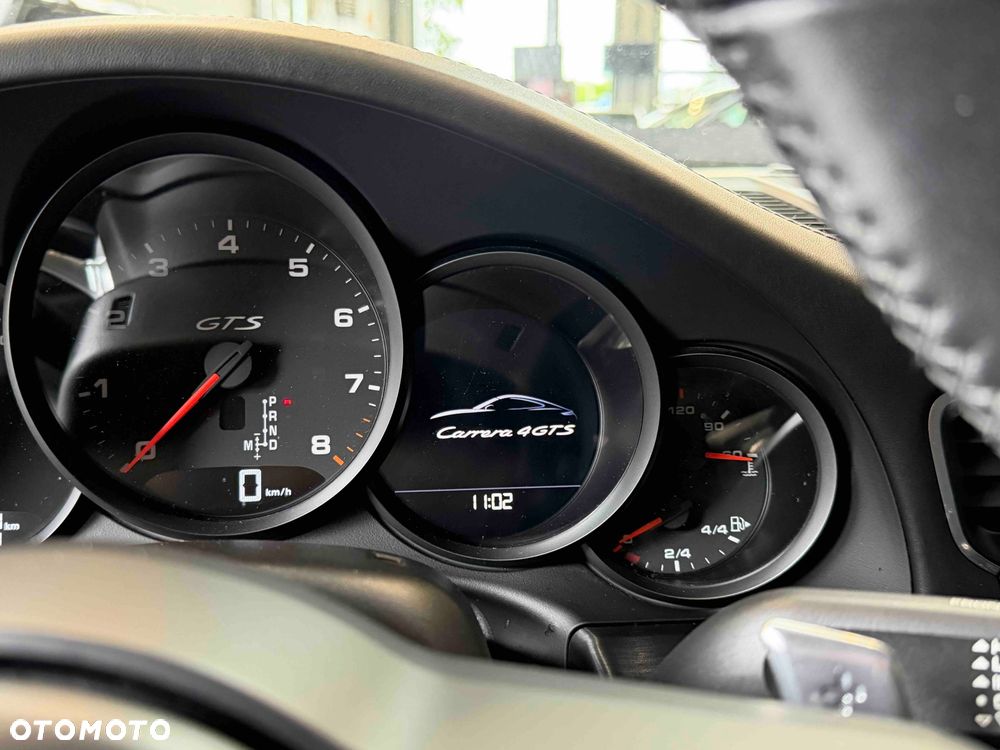 Porsche 911 Carrera 4 GTS PDK - 18