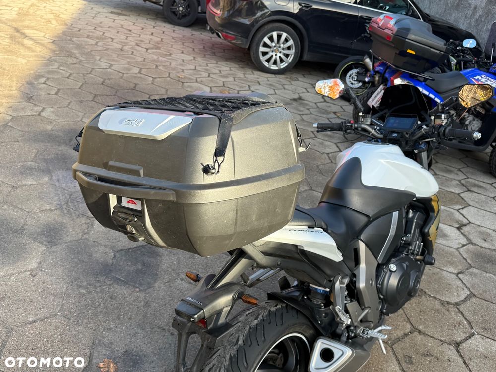 Honda CB - 17