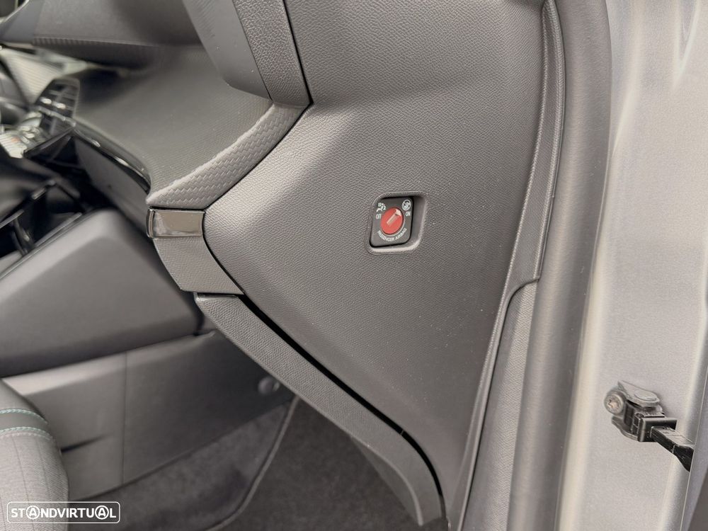 Peugeot 208 1.2 PureTech Allure - 39