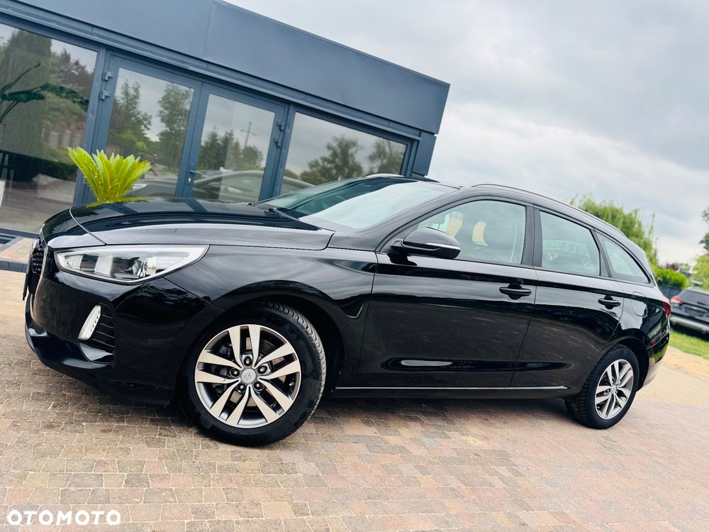 Hyundai i30 1.6 CRDI DCT Premium - 6