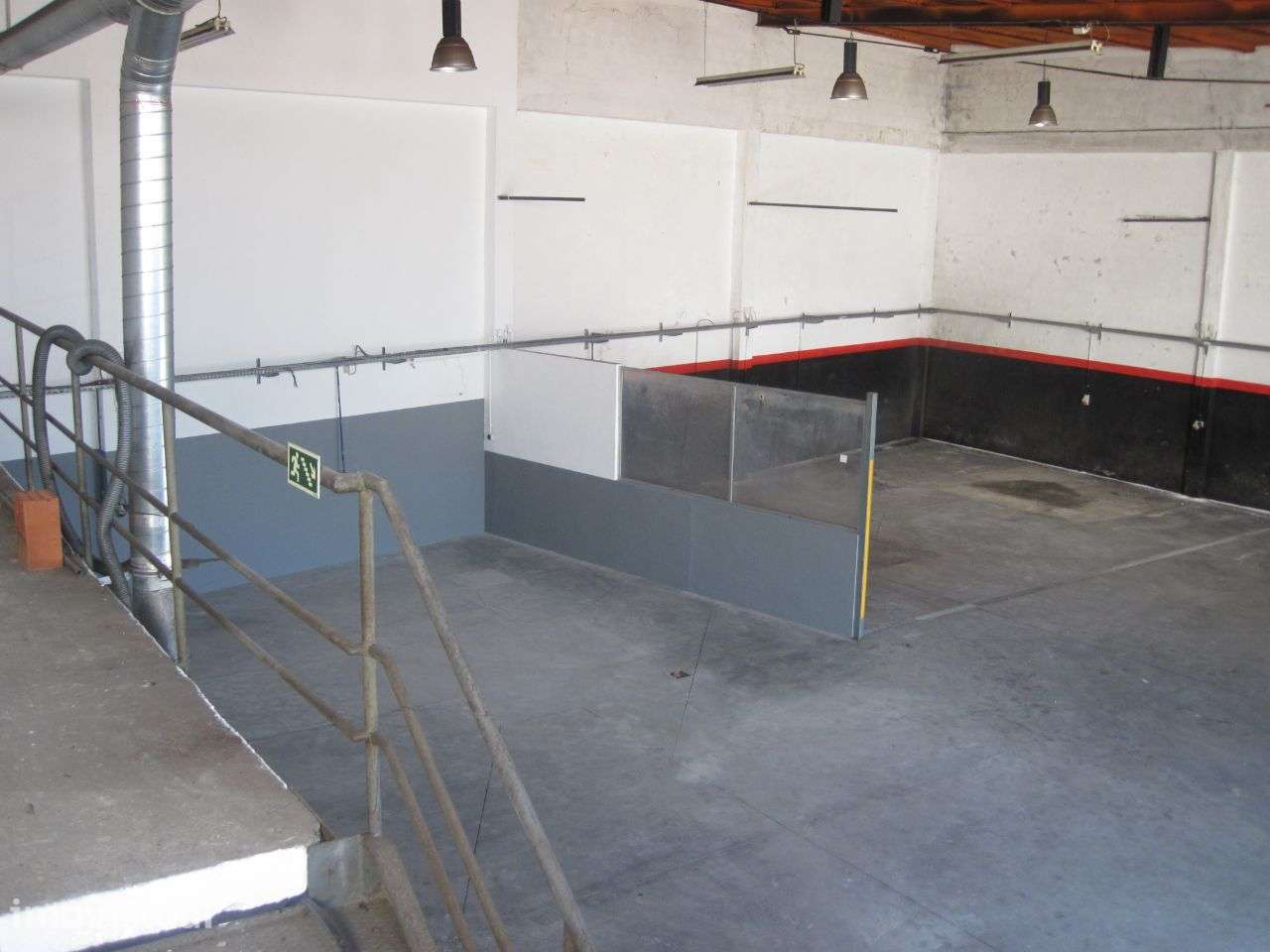 Pavilhão industrial - 480m2 / UL / Oliveira de Azeméis - Grande imagem: 4/13