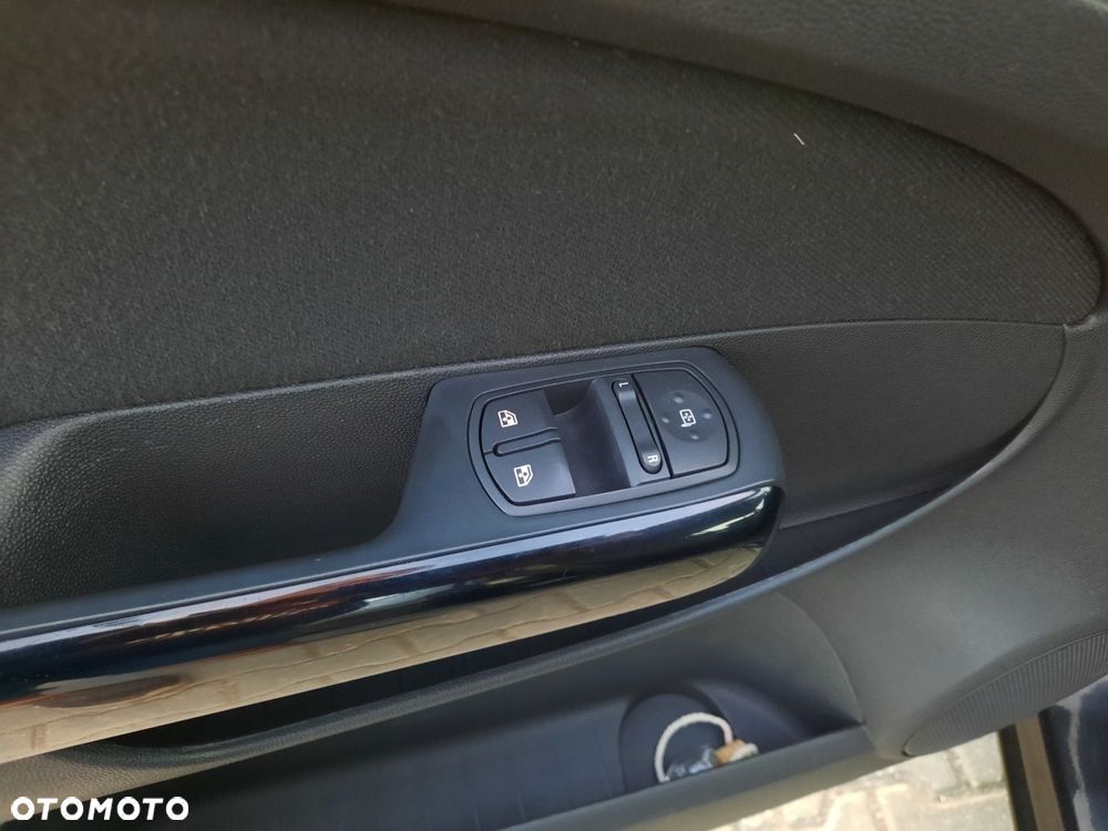 Opel Corsa 1.0 12V Essentia - 13