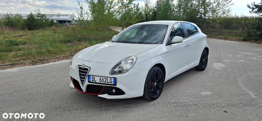 Alfa Romeo Giulietta - 1