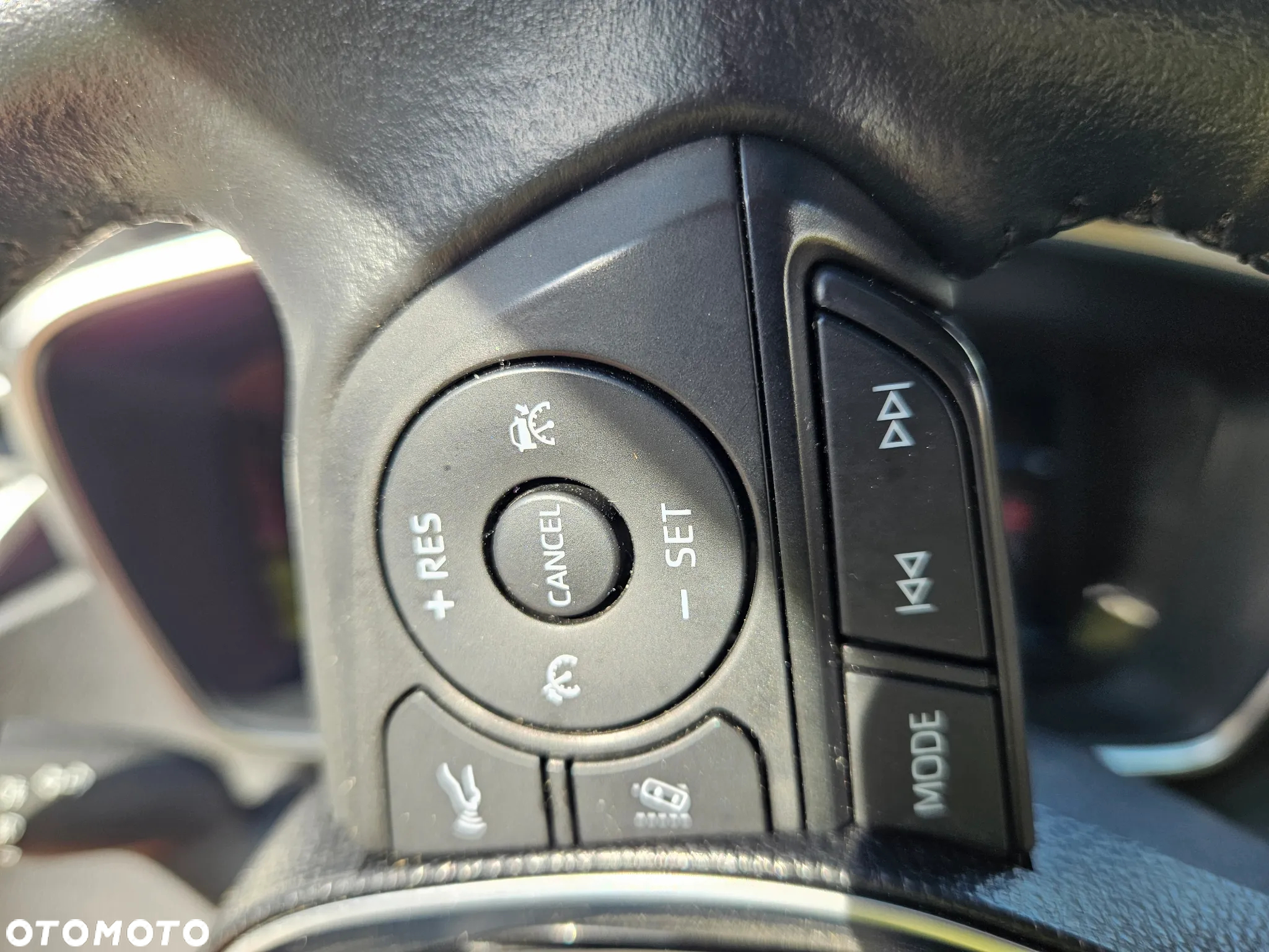 Toyota Corolla 1.6 Comfort - 17