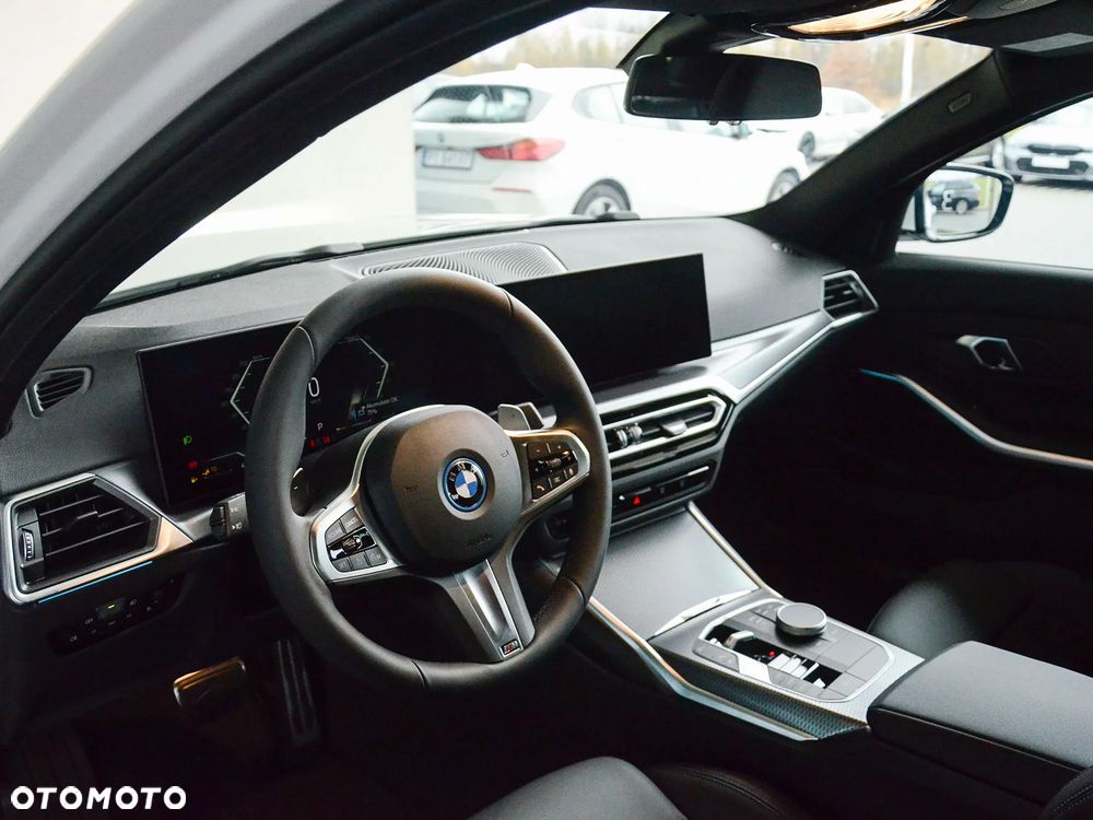 BMW Seria 3 330e PHEV xDrive M Sport sport - 15