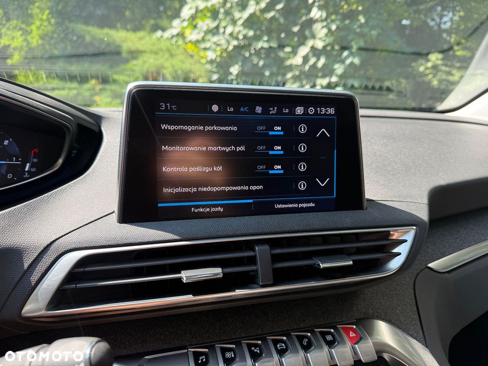 Peugeot 3008 1.5 BlueHDi Allure S&S - 25
