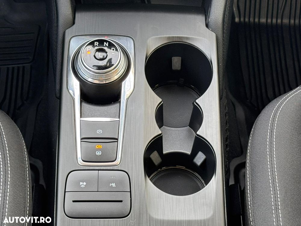 Ford Kuga 2.5 Duratec FHEV AWD Titanium - 22