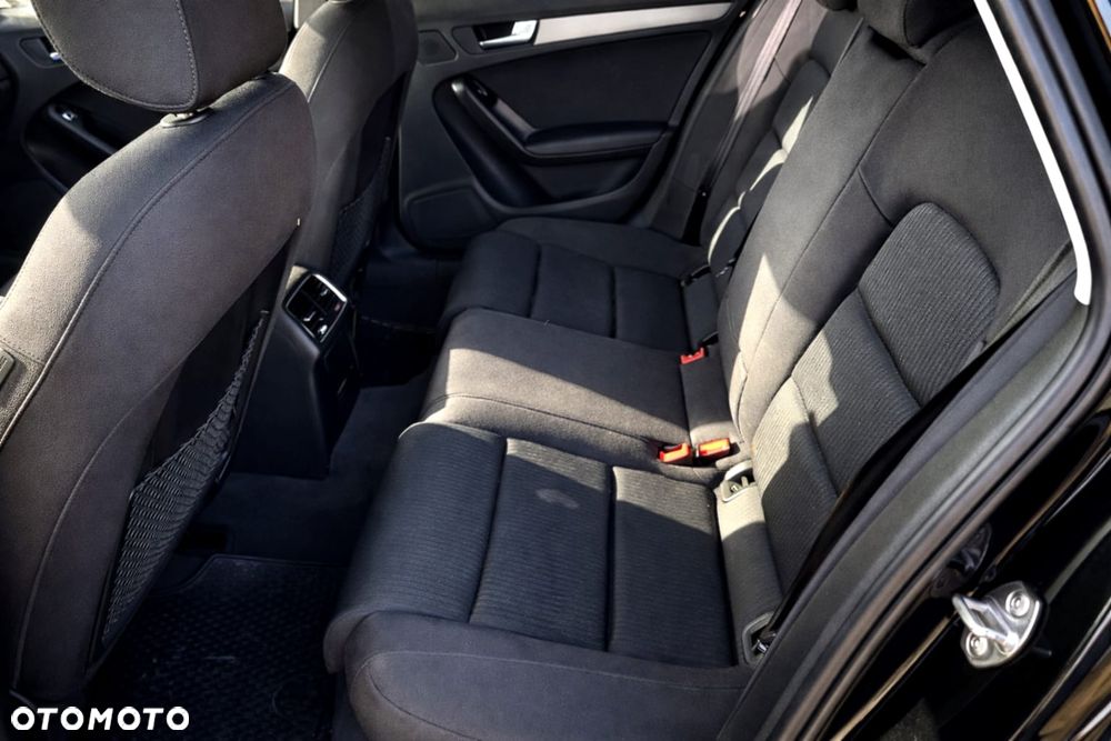 Audi A4 Avant 2.0 TDI S tronic - 9