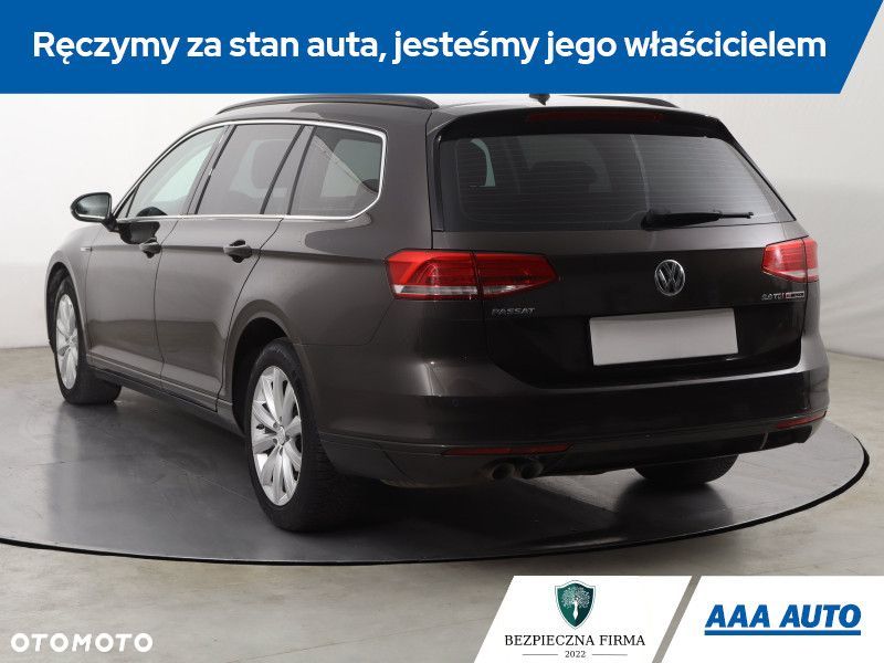 Volkswagen Passat Variant - 6